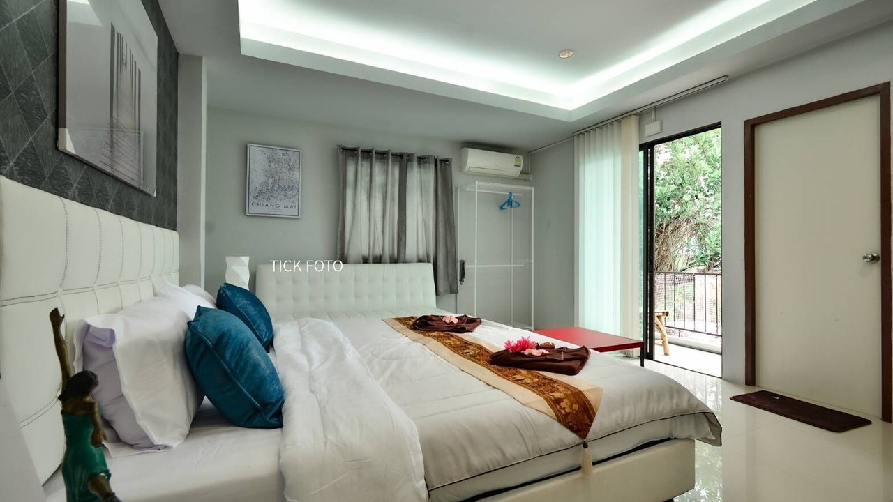 Photo of Patio Balcony in Tha Sala