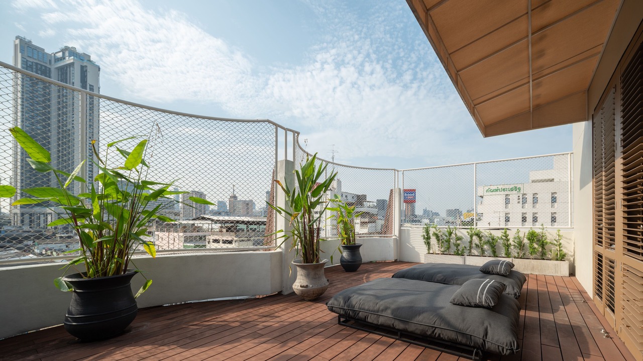 Photo of Patio Balcony in Thanon Phetchaburi
