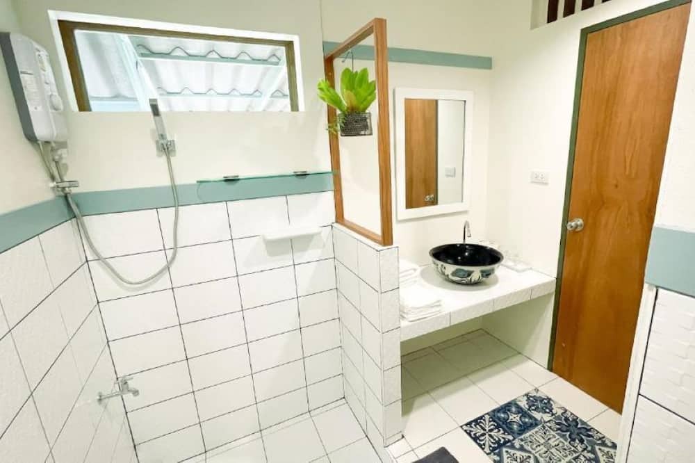 Photo of Bathroom in Saphli