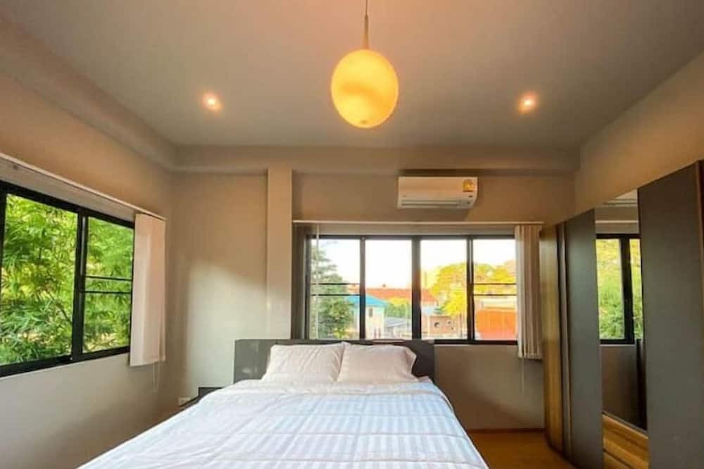 Photo of Bedroom in Su Thep