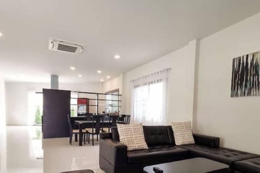 Photo of Livingroom in Wat Ket