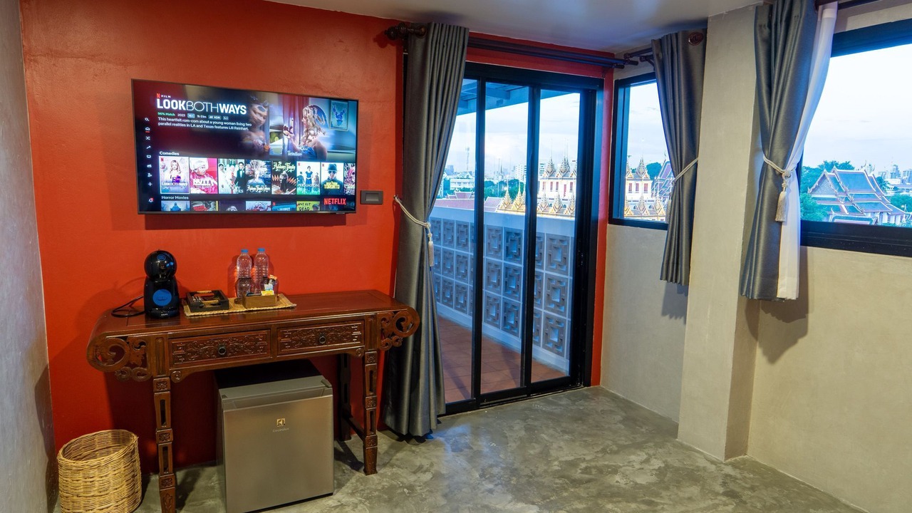 Photo of Bedroom in Wat Bowon Niwet