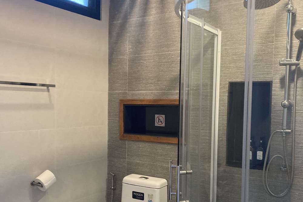 Photo of Bathroom in Mae Rim