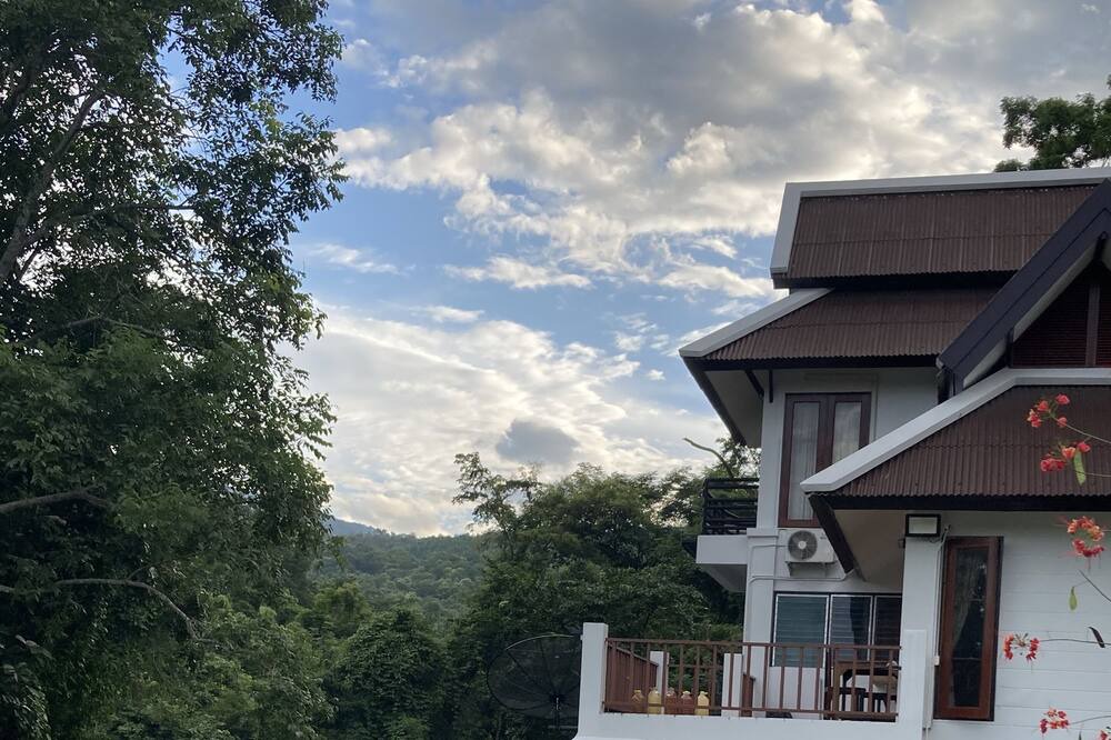 Photo of Patio Balcony in Mae Rim