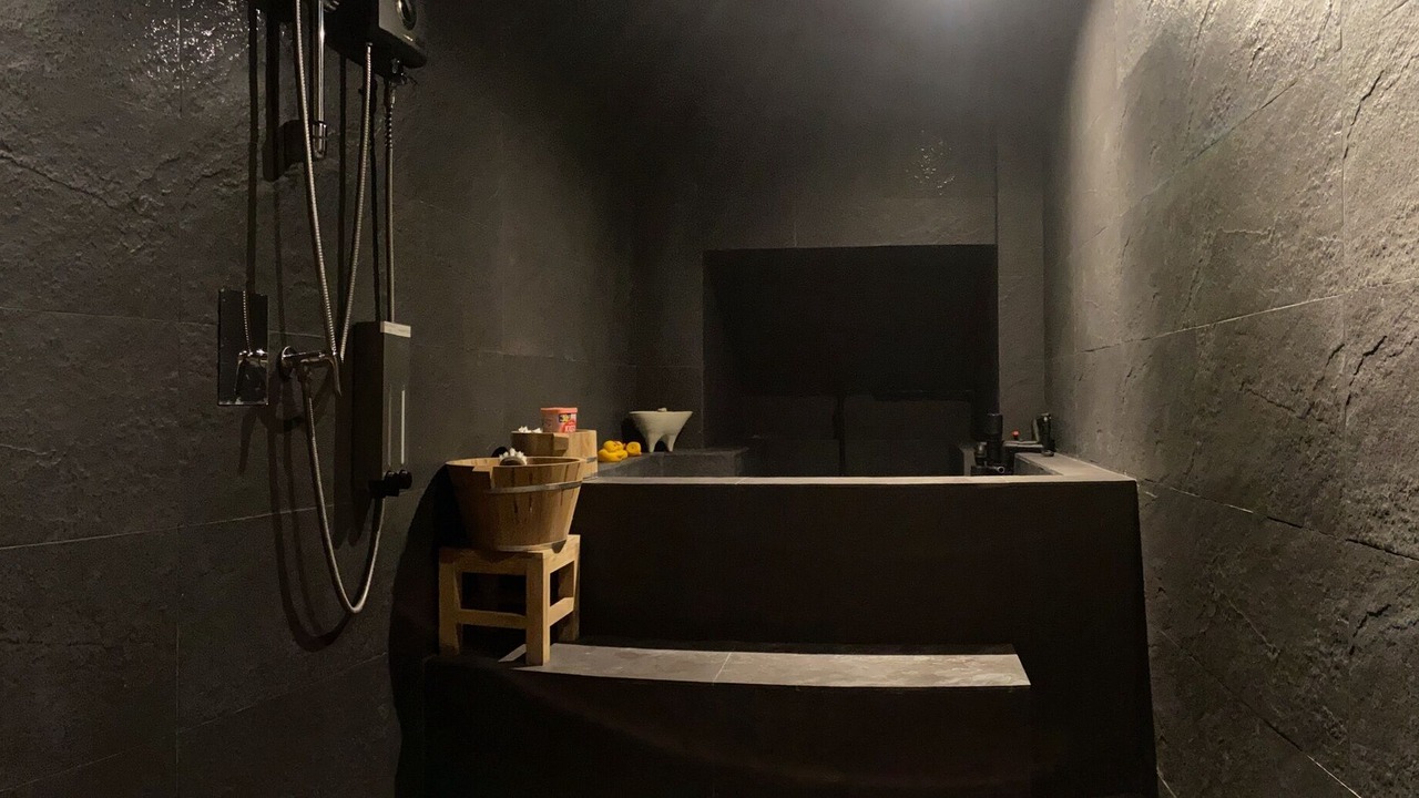 Photo of Bathroom in Pong Yaeng