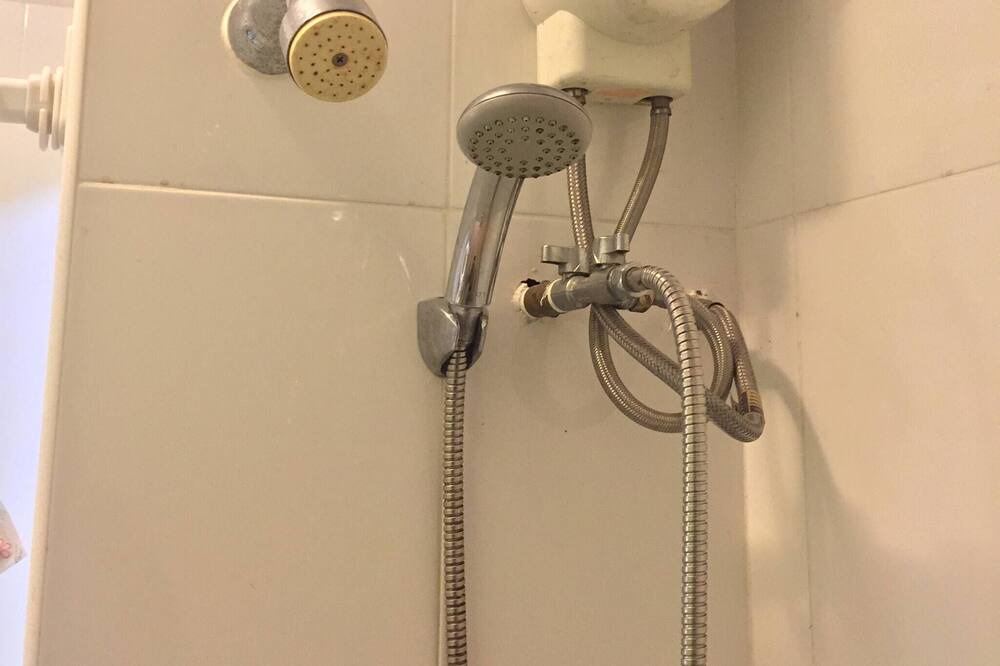 Photo of Bathroom in Huai Khwang