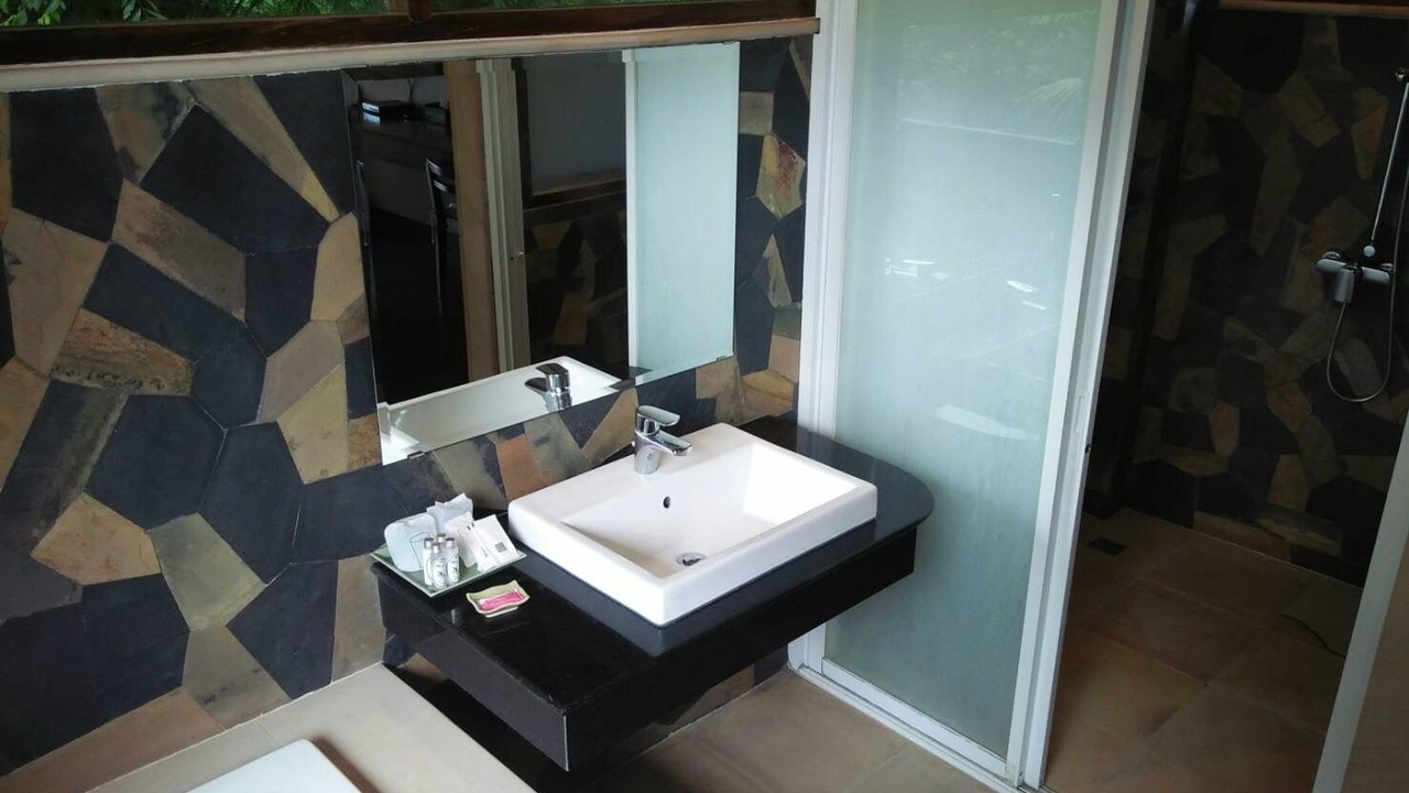 Photo of Bathroom in Ban Du