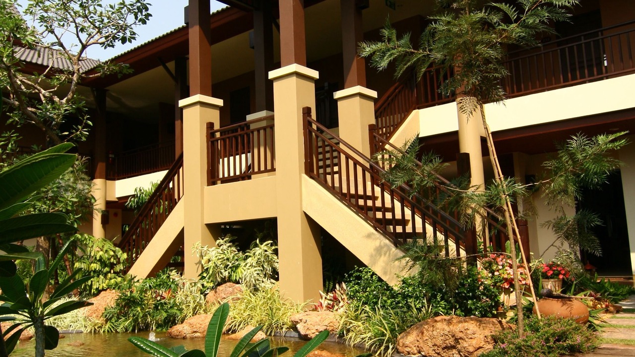 Photo of Outdoor in Mae Jo