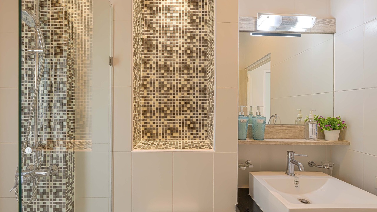 Photo of Bathroom in Ban Nong Sadao