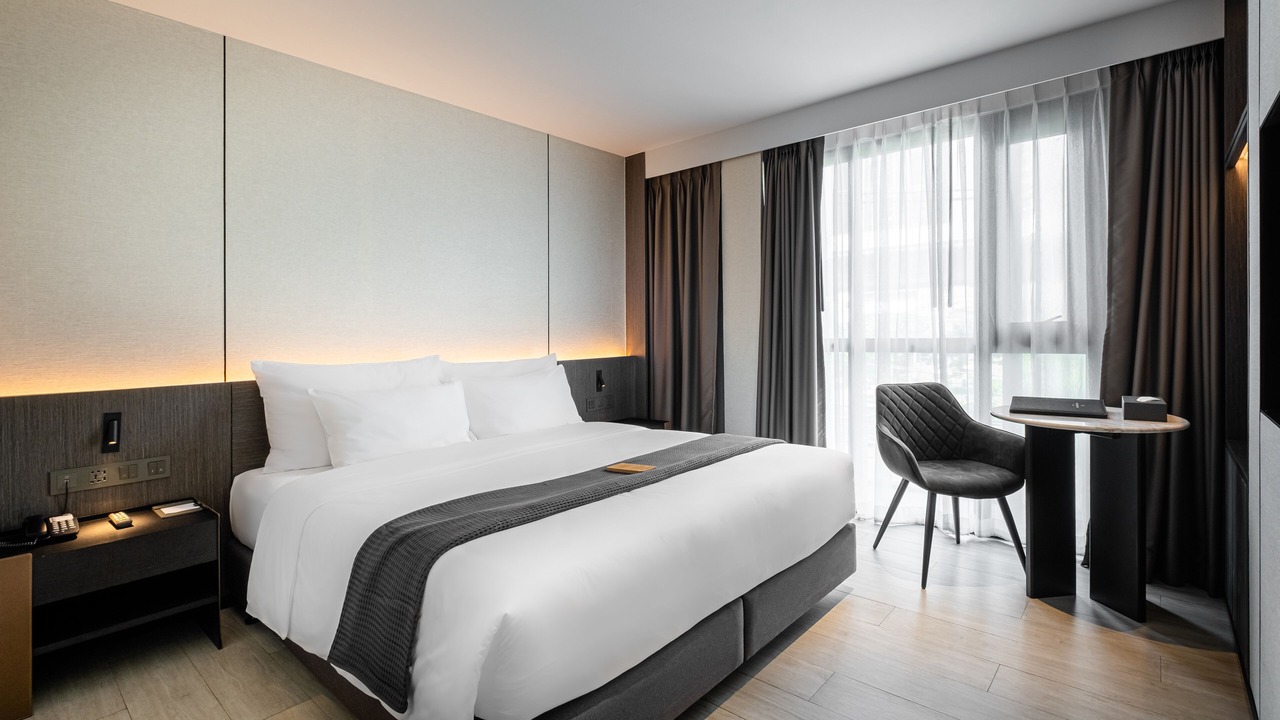 Photo of Bedroom in Khlong San