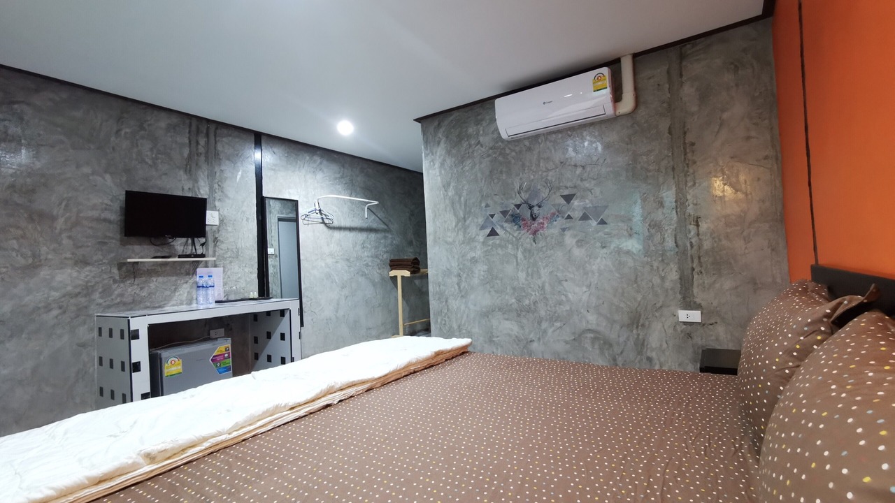 Photo of Bedroom in Si Racha