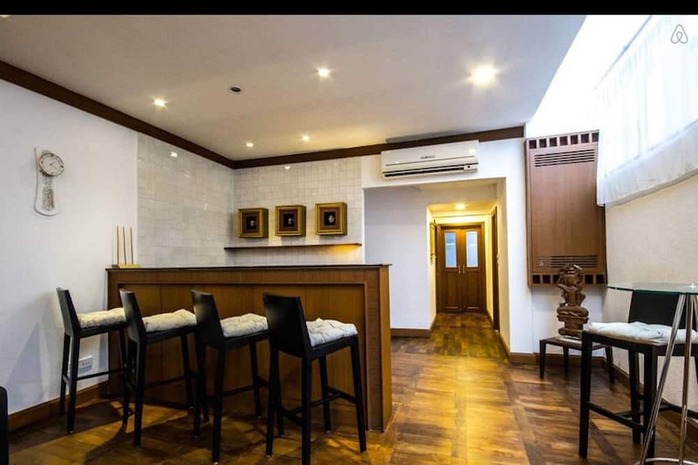 Photo of Kitchen in Khlong Toei Nuea