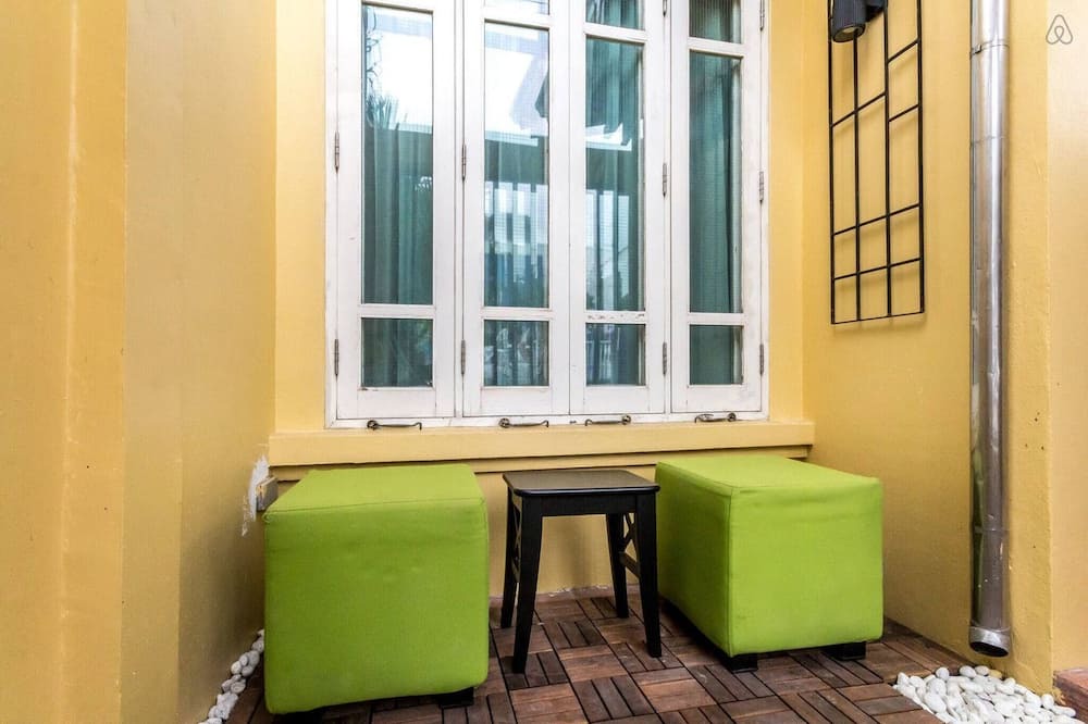 Photo of Bedroom in Khlong Toei Nuea