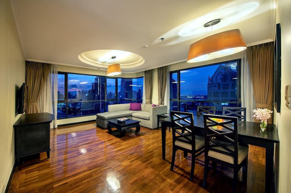 Photo of Livingroom in Embassy District