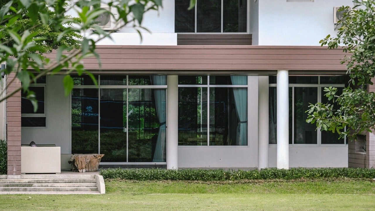 Photo of Outdoor in Khanong Phra