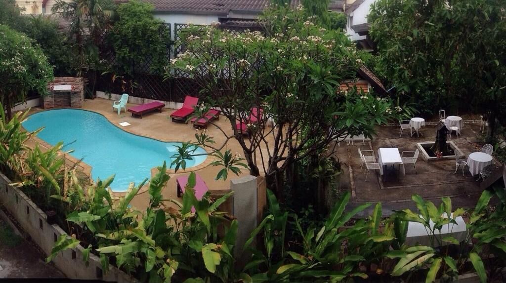 Photo of Outdoor in Wua Lai