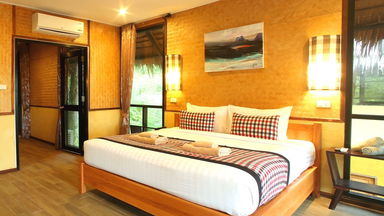 Photo of Bedroom in Ko Ngai
