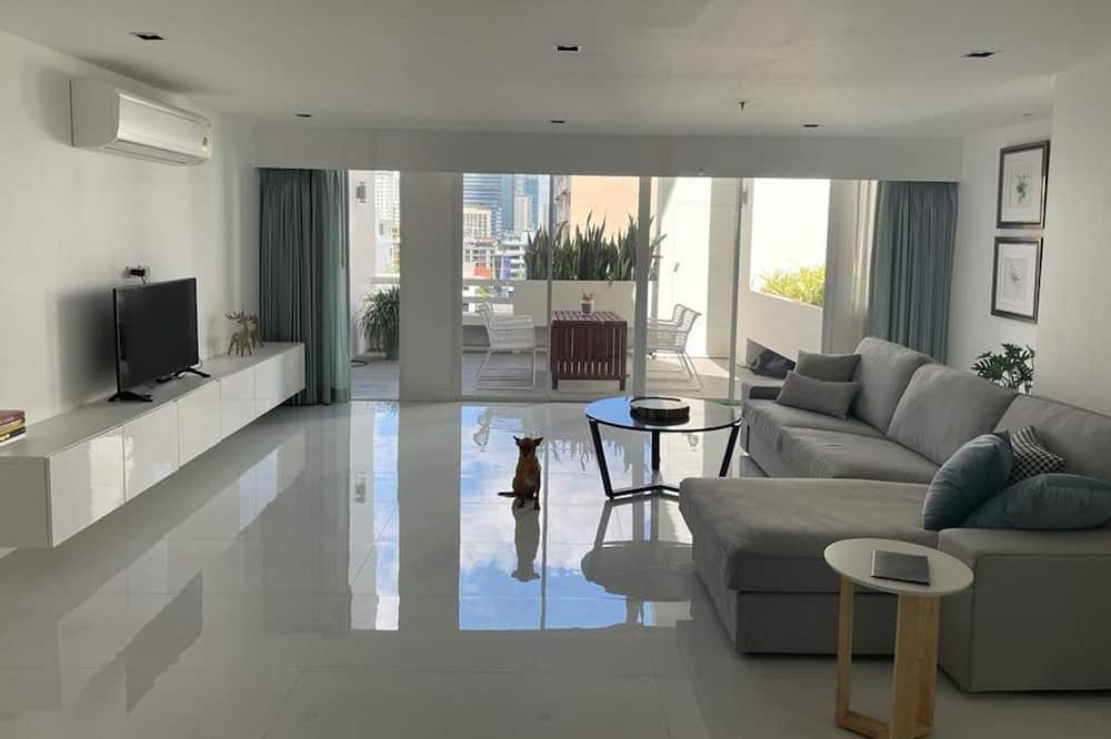 Photo of Livingroom in Ploenchit