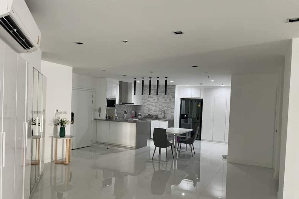 Photo of Kitchen in Ploenchit