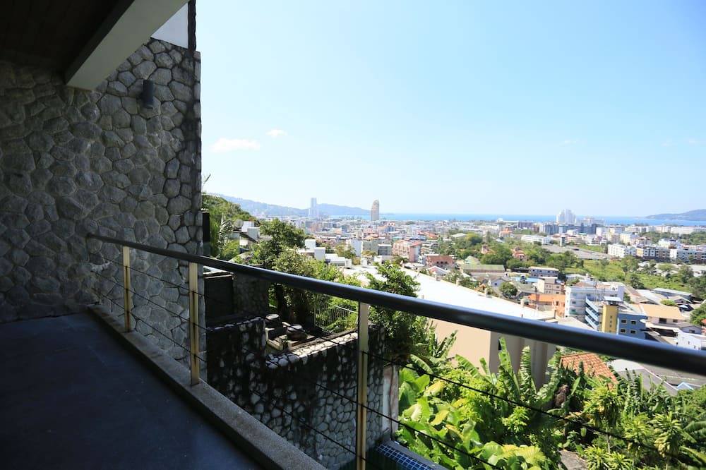 Photo of Patio Balcony in Nanai Road