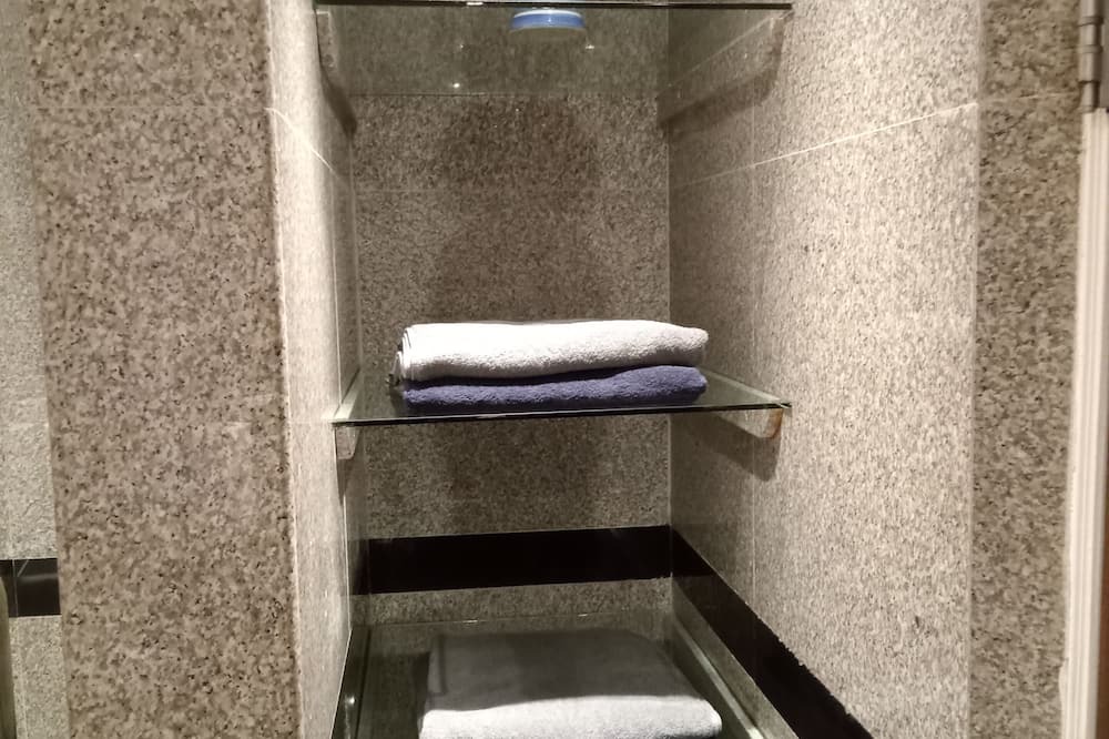 Photo of Bathroom in Wat Ket