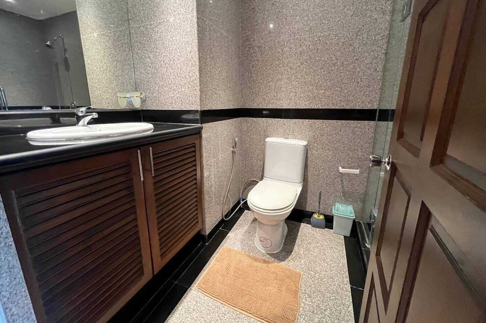 Photo of Bathroom in Wat Ket