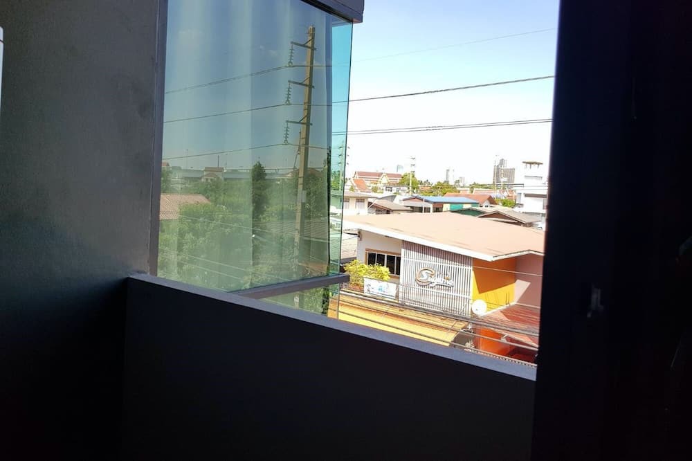 Photo of Patio Balcony in Phra Pradaeng