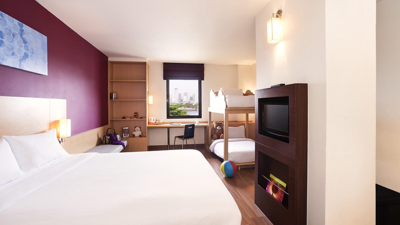 Photo of Bedroom in Khlong San