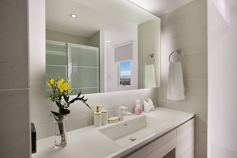Photo of Bathroom in Chaweng City Center
