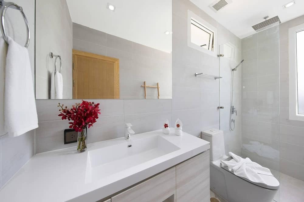 Photo of Bathroom in Chaweng City Center