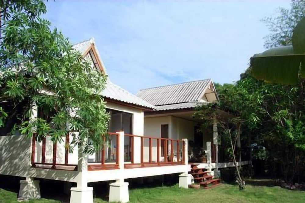 Photo of Outdoor in Um Chan