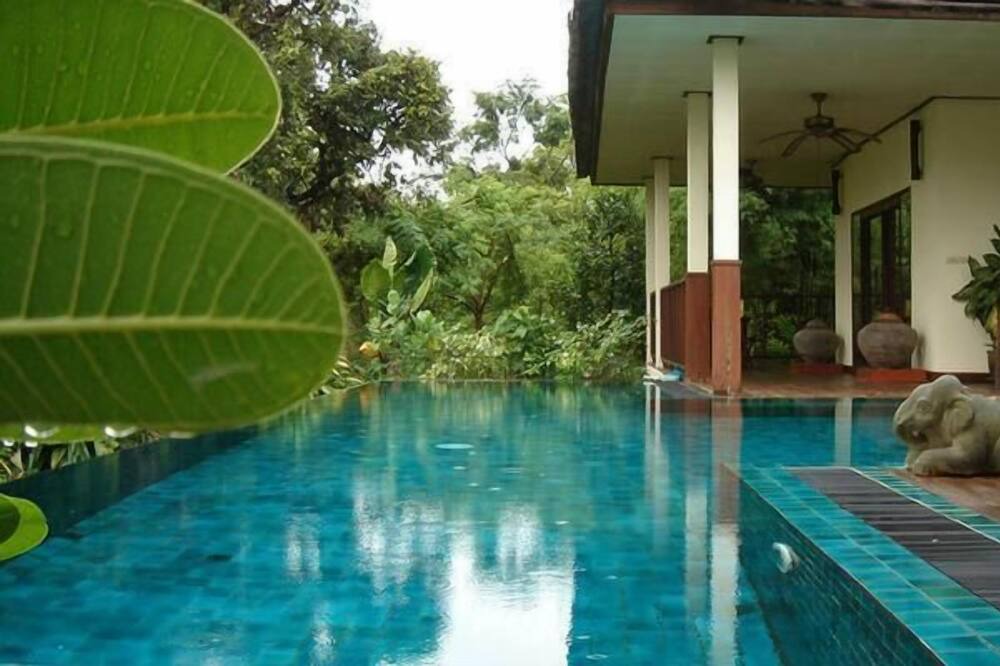 Photo of Outdoor in Um Chan