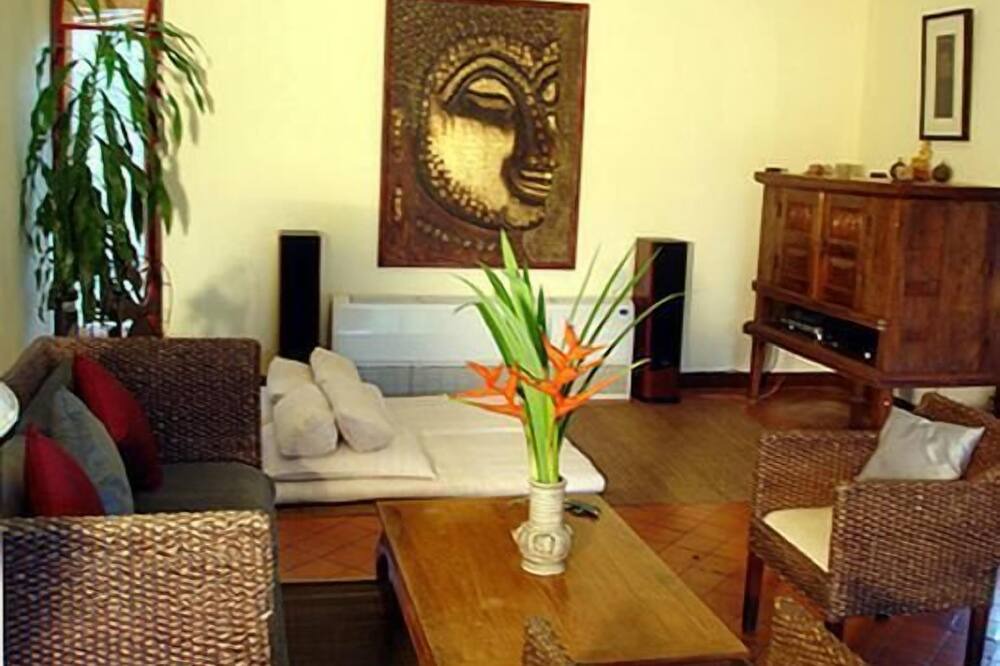 Photo of Livingroom in Um Chan