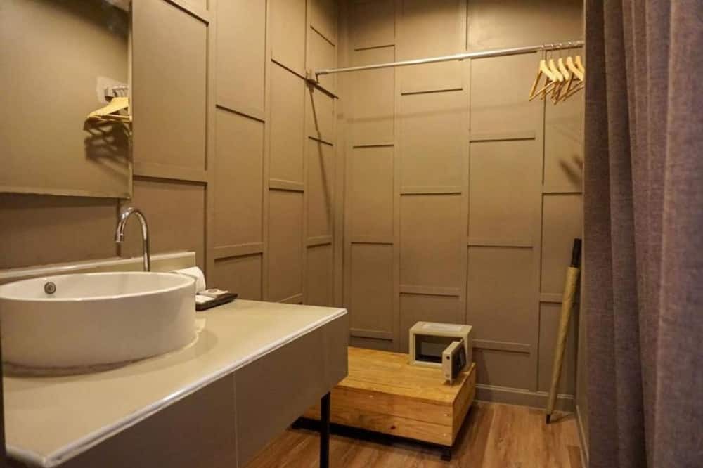 Photo of Bathroom in Ko Phi Phi