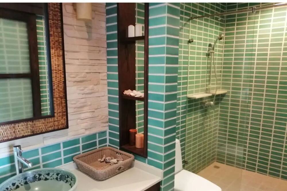 Photo of Bathroom in Bang Bao Bay