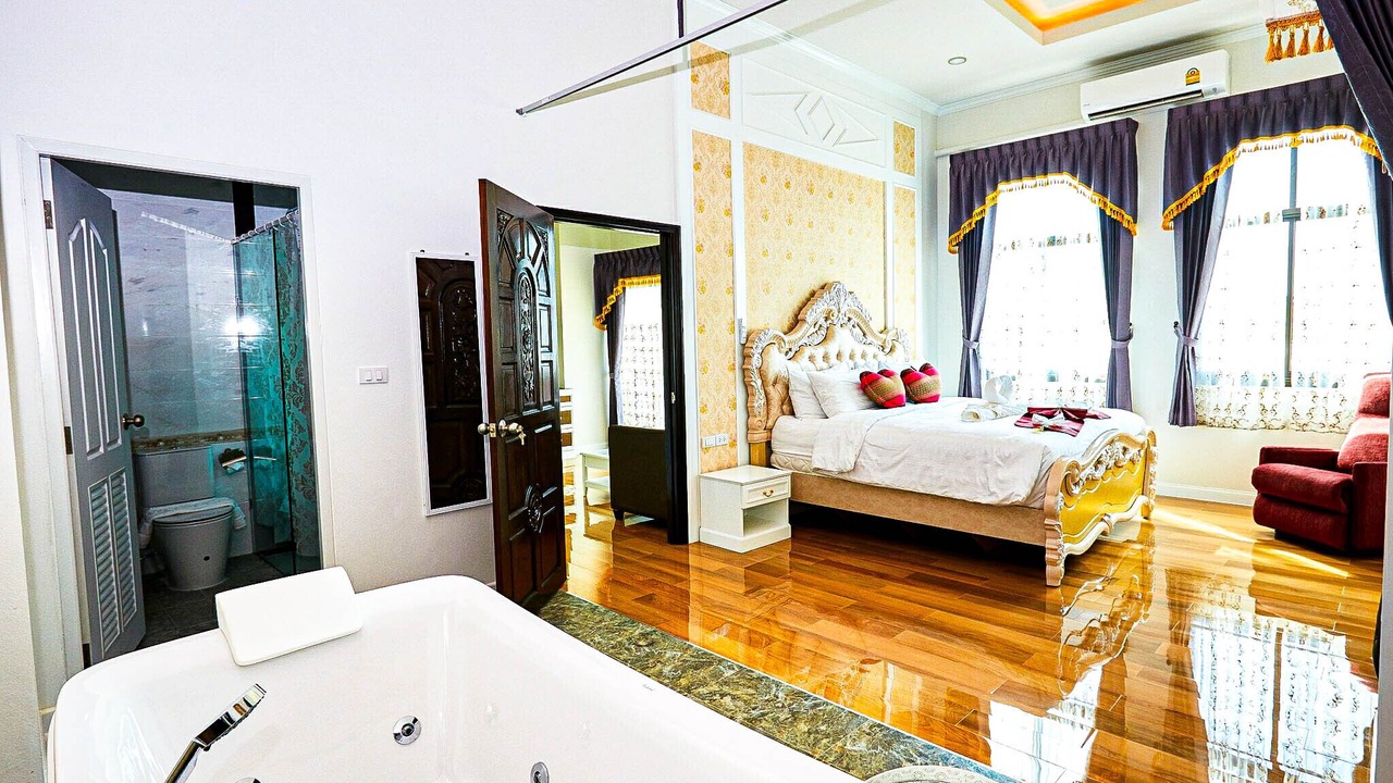 Photo of Bedroom in Mak Khaeng