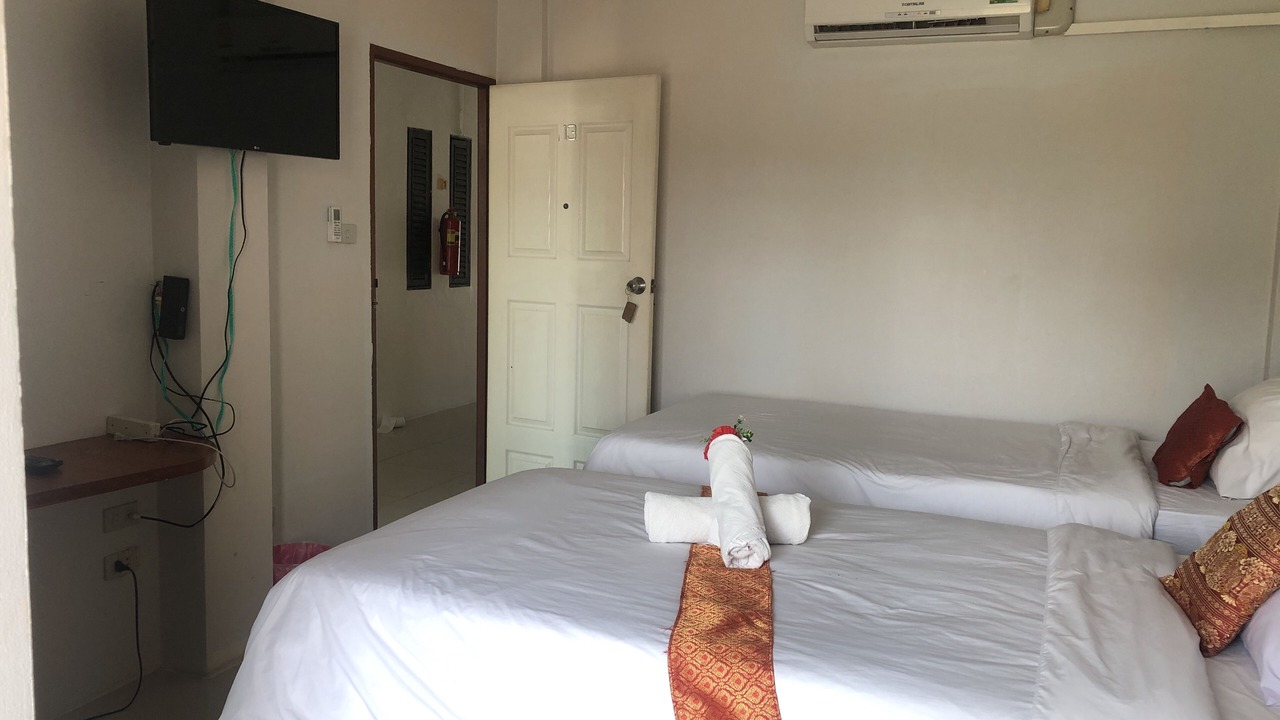 Photo of Bedroom in Phon