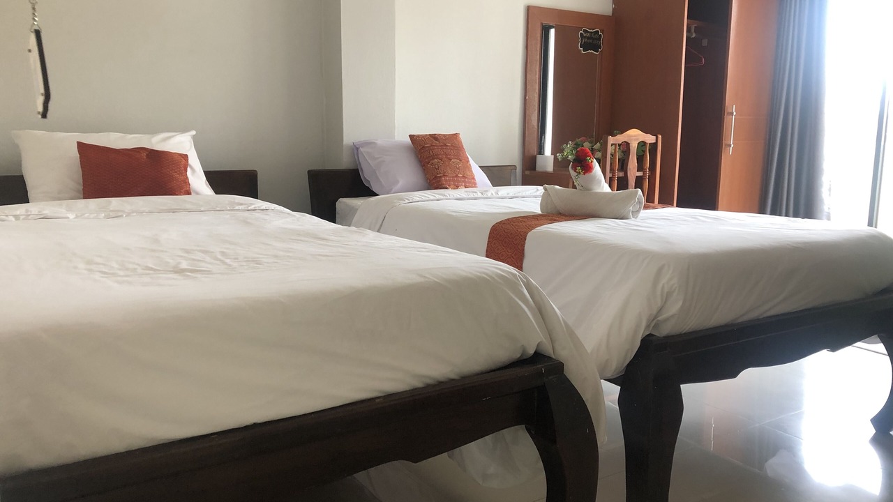 Photo of Bedroom in Phon