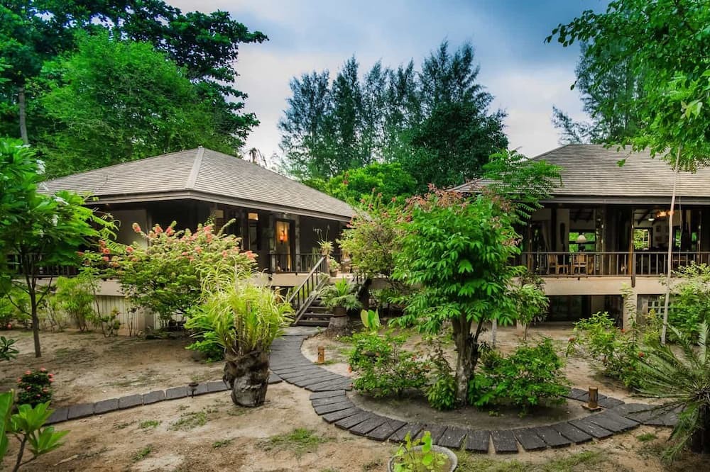 Photo of Outdoor in Nuea Khlong