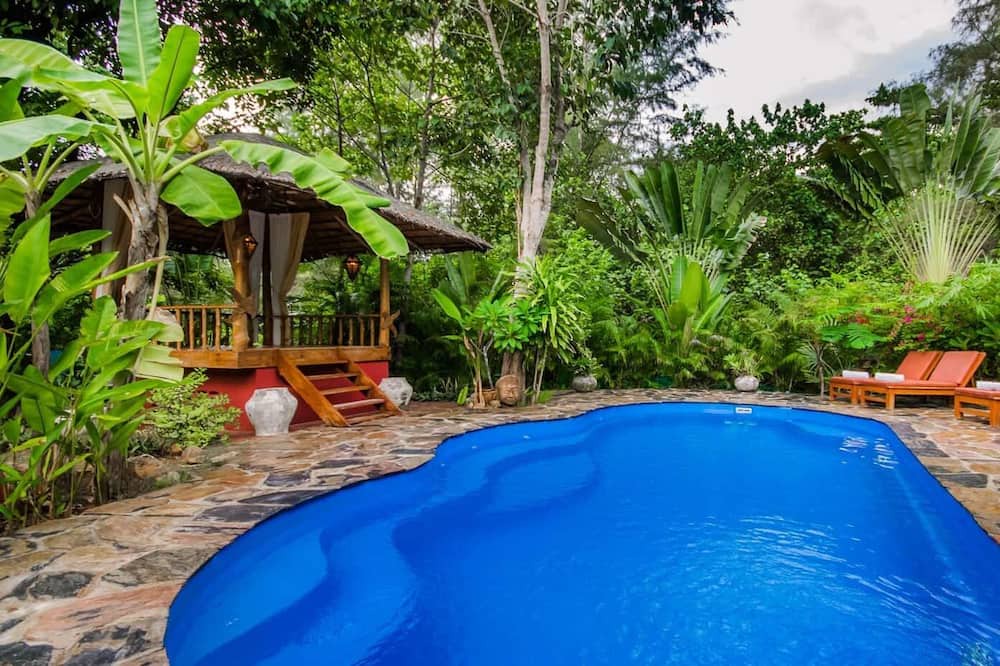 Photo of Outdoor in Nuea Khlong