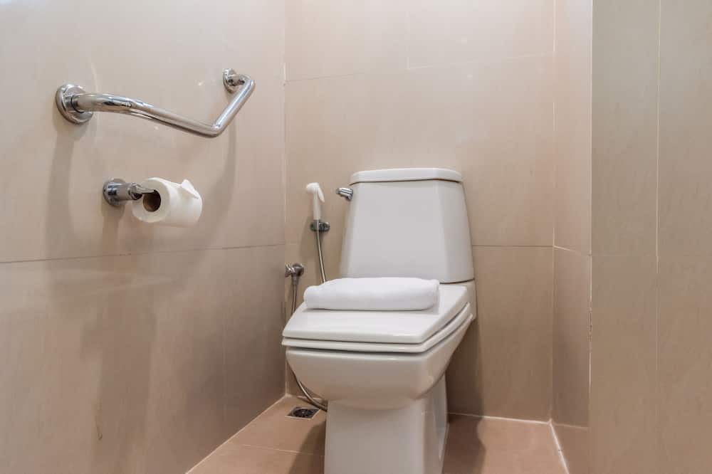Photo of Bathroom in Samsen Nai