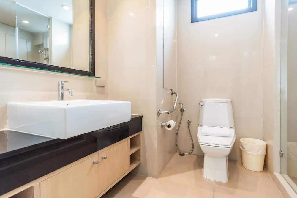 Photo of Bathroom in Samsen Nai