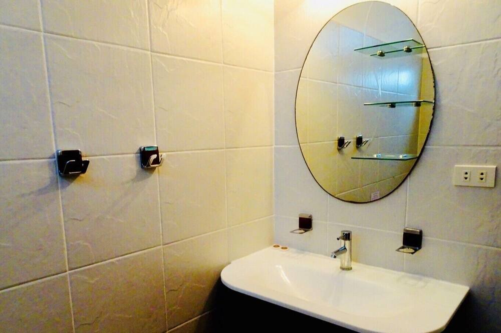 Photo of Bathroom in Lamai