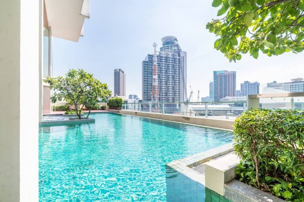 Photo of Outdoor in Phra Khanong Nuea