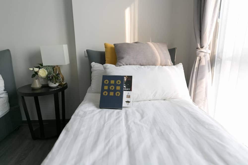 Photo of Bedroom in Bang Lamphu Lang