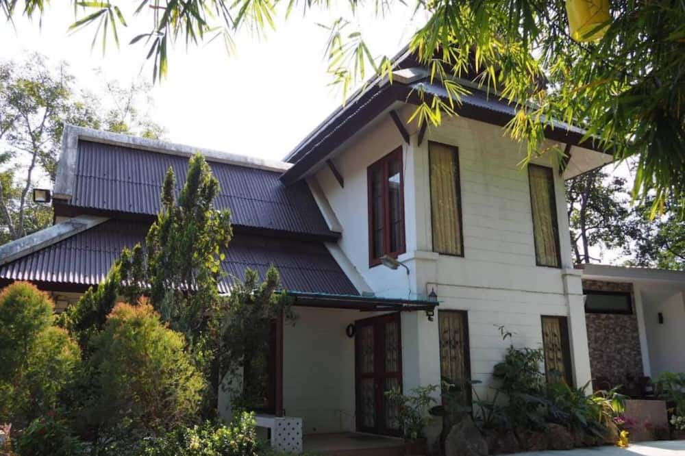 Photo of Bedroom in Mae Rim