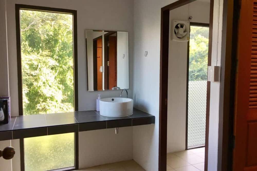 Photo of Bathroom in Mae Rim