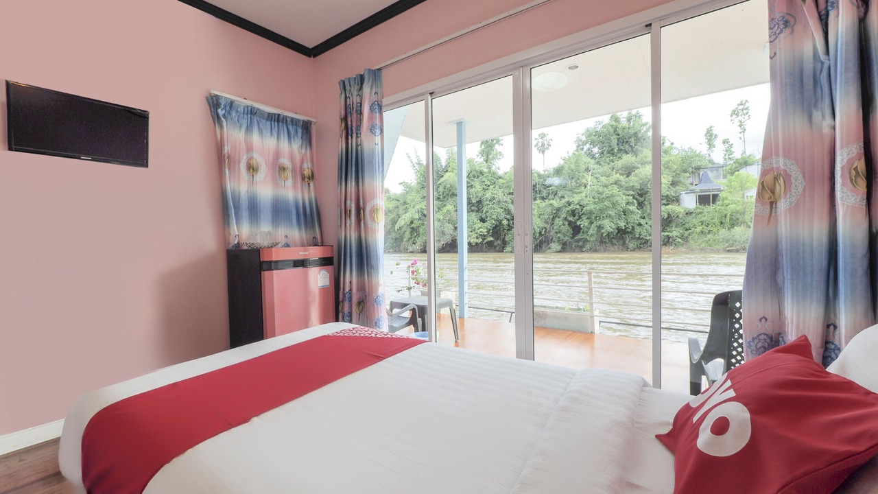 Photo of Bedroom in Tha Sao