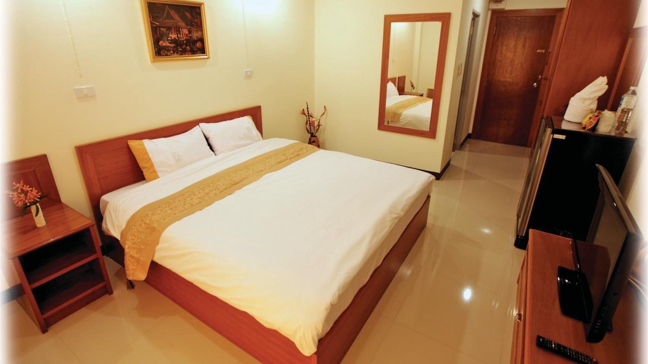 Photo of Bedroom in Racha Thewa