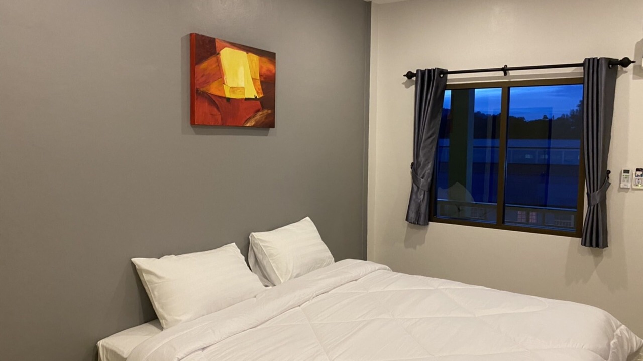 Photo of Bedroom in Koh Kaew